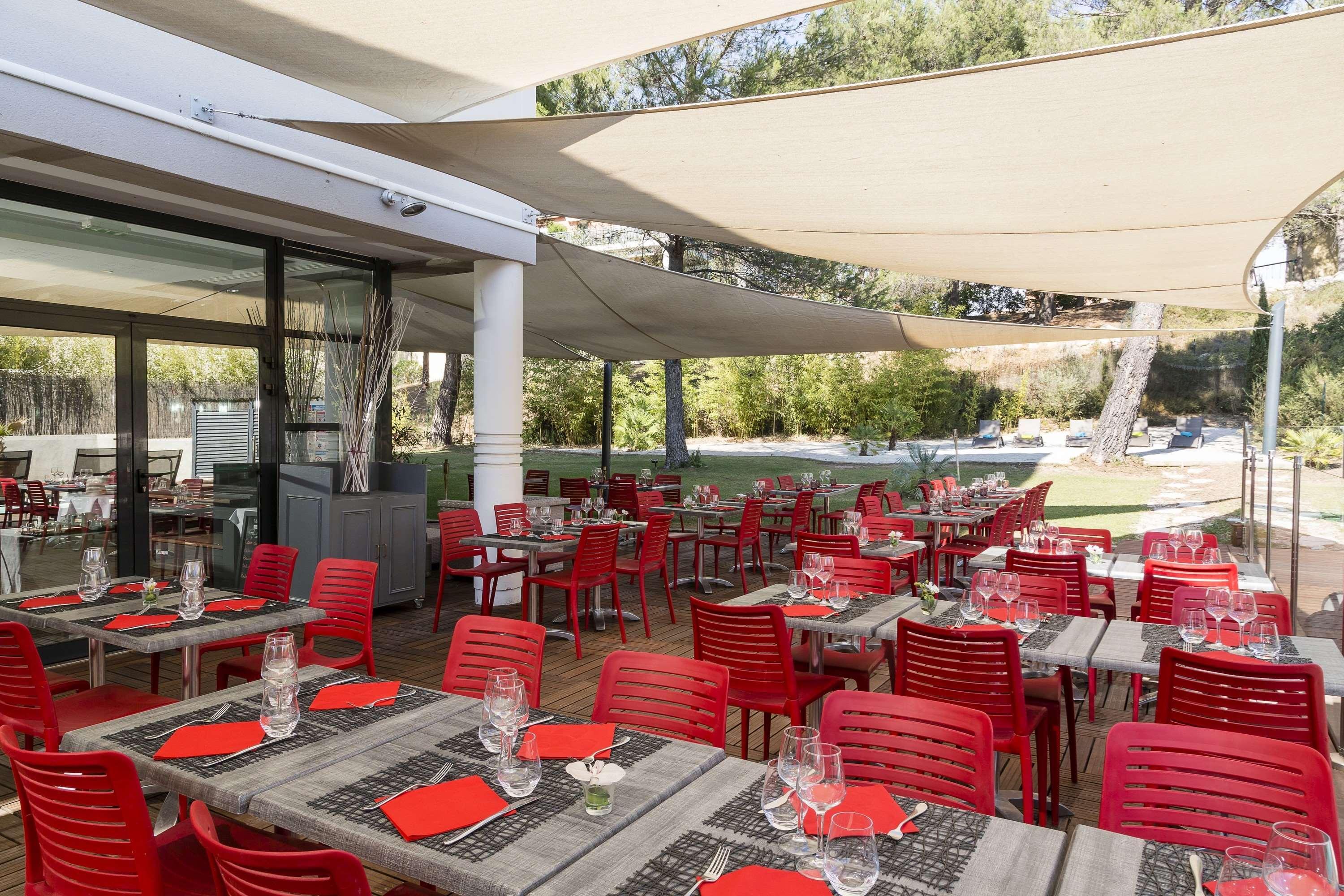Mercure Aix-En-Provence La Duranne Gare Tgv Exteriör bild
